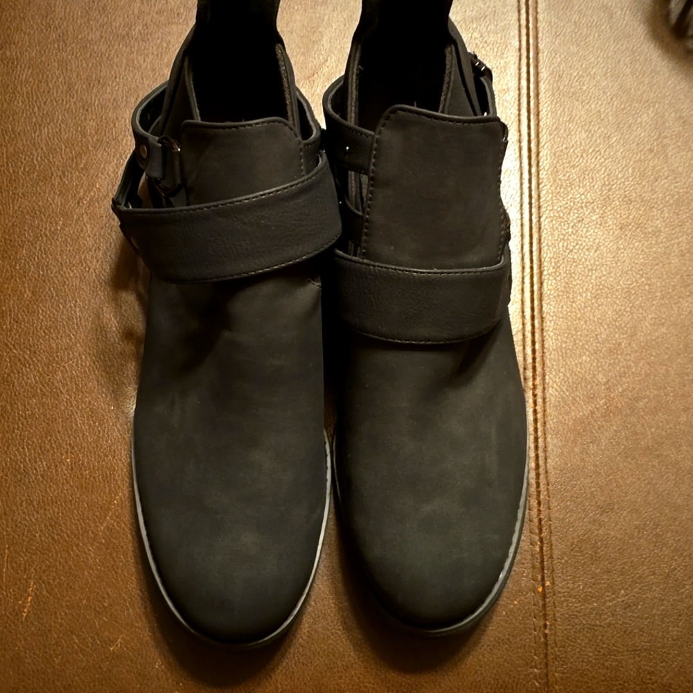 Black Ankle Boots for Women